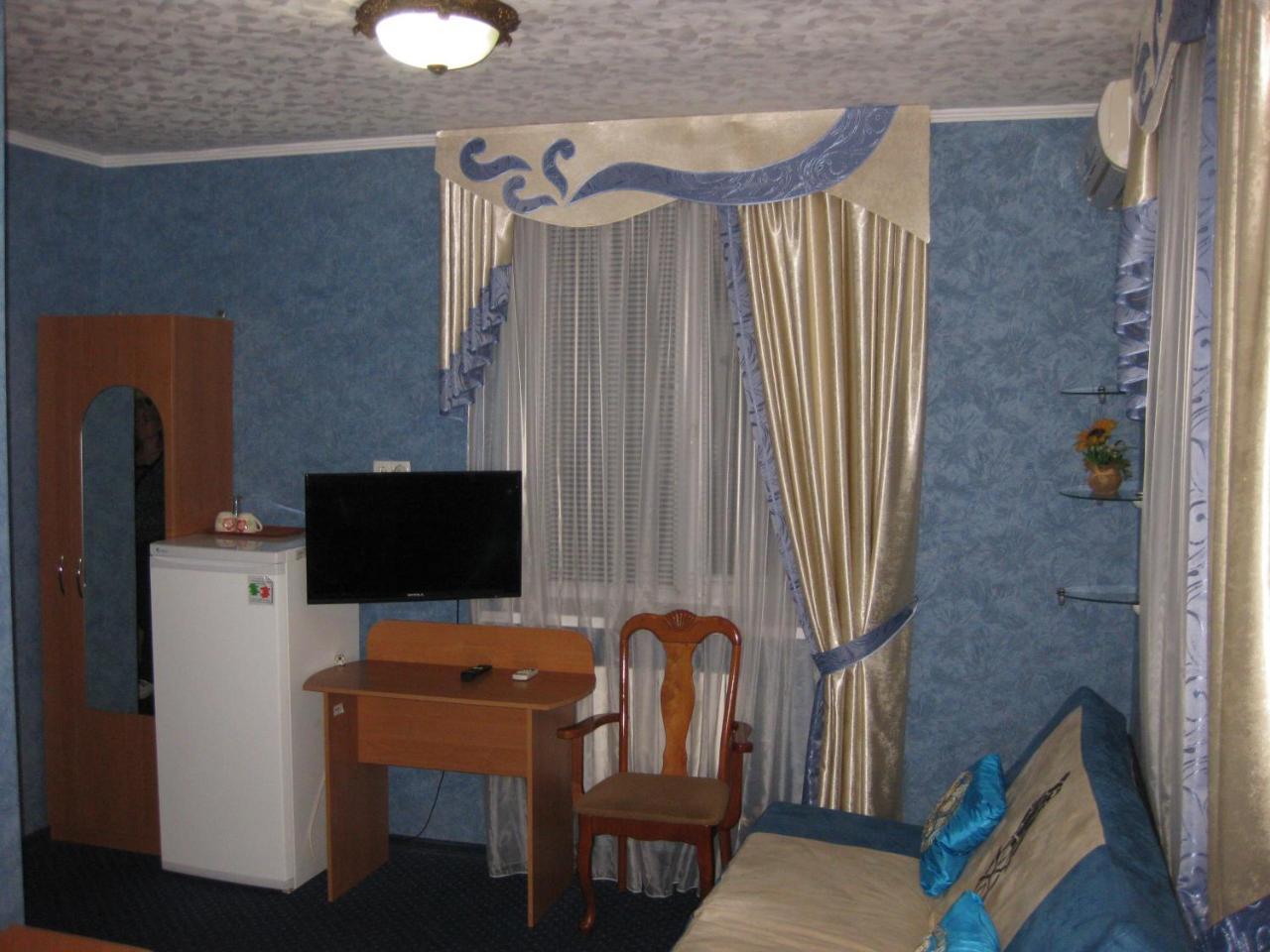 Hotel Dubrava Полтава Экстерьер фото